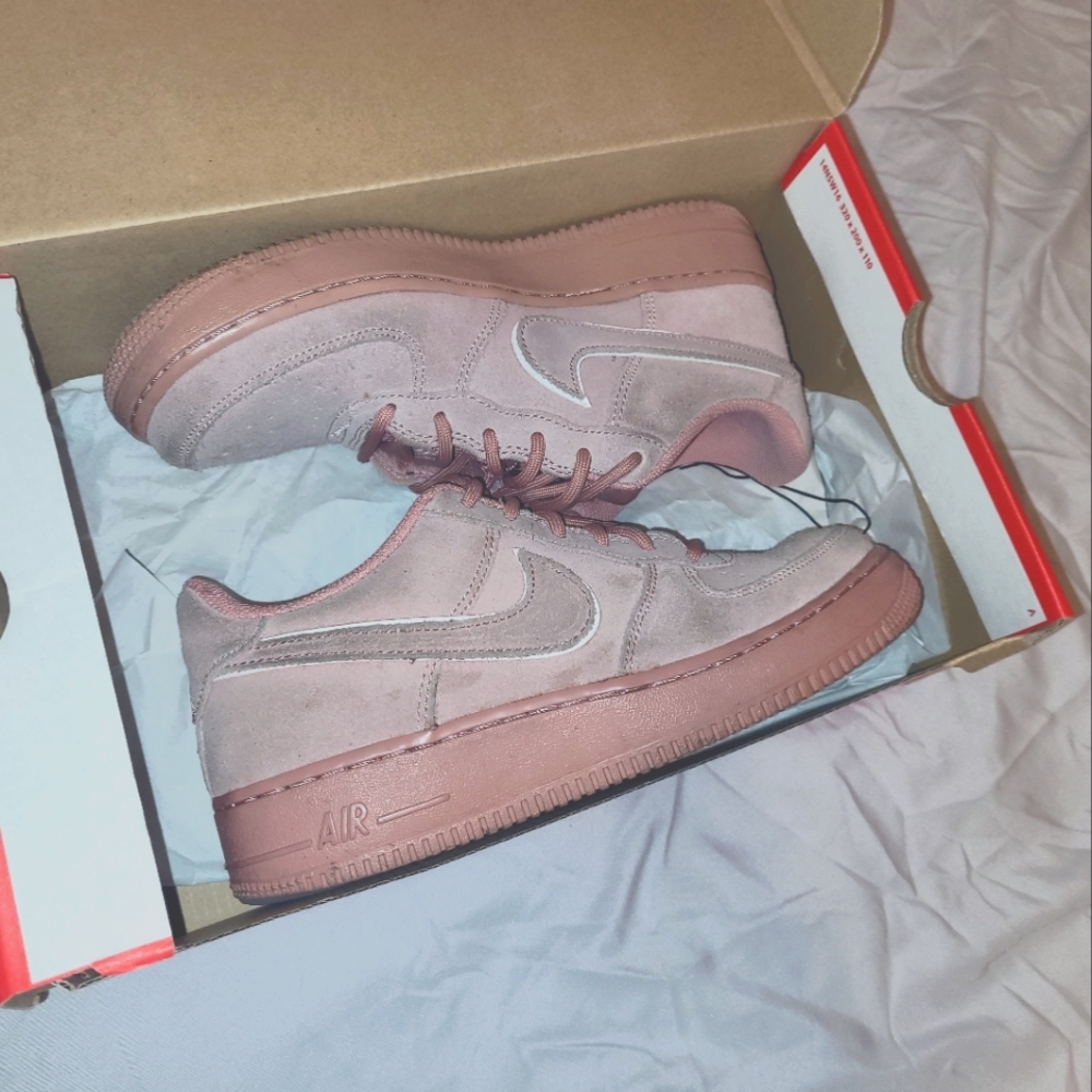Pink Air Force 1s